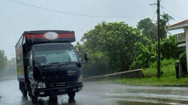 Tropical Weather and Trucks – Keeping Fleets on the Road